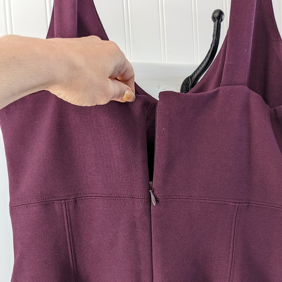 Aritzia Babaton Marsden Purple Corset Bodycon Midi Dress - Picture 12 of 12